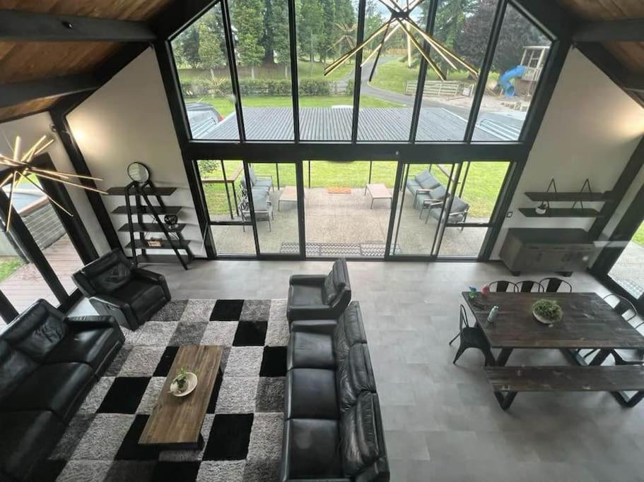 The Clubhouse Villa Hamilton Eksteriør billede