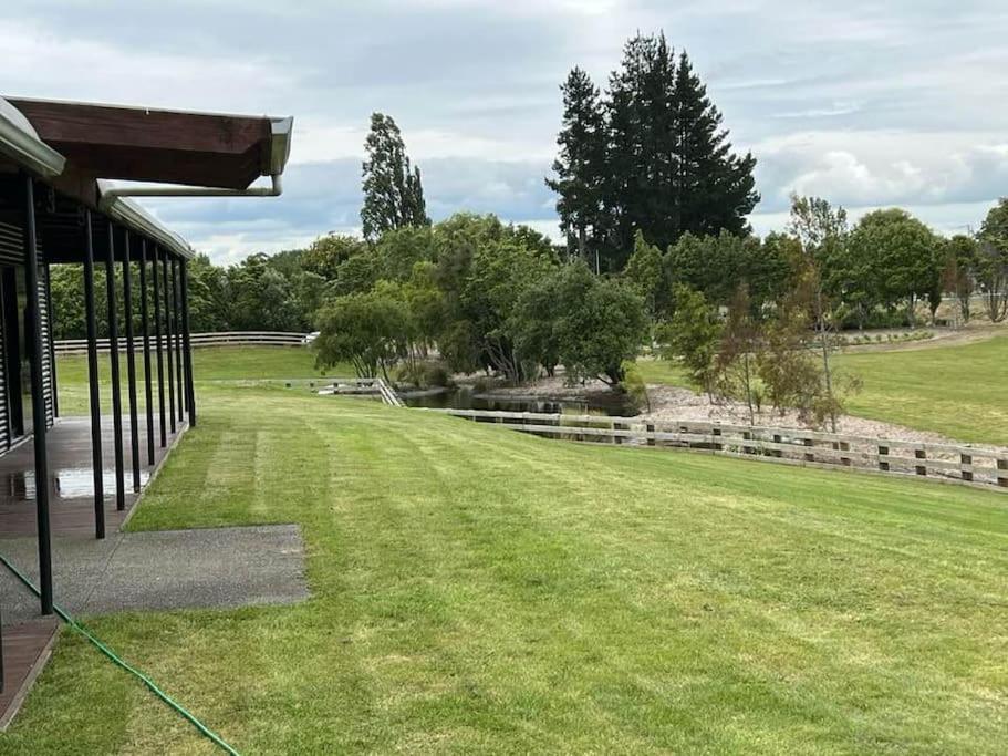 The Clubhouse Villa Hamilton Eksteriør billede